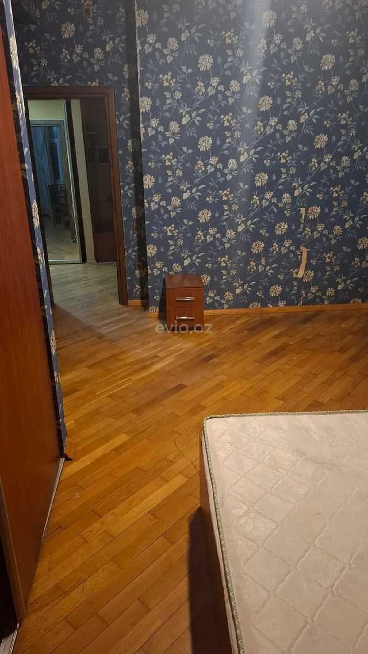 Kirayə 2 otaqlı mənzil İnşaatçılar metrosu yaxınlığında — Mənzil, Bakı (6)