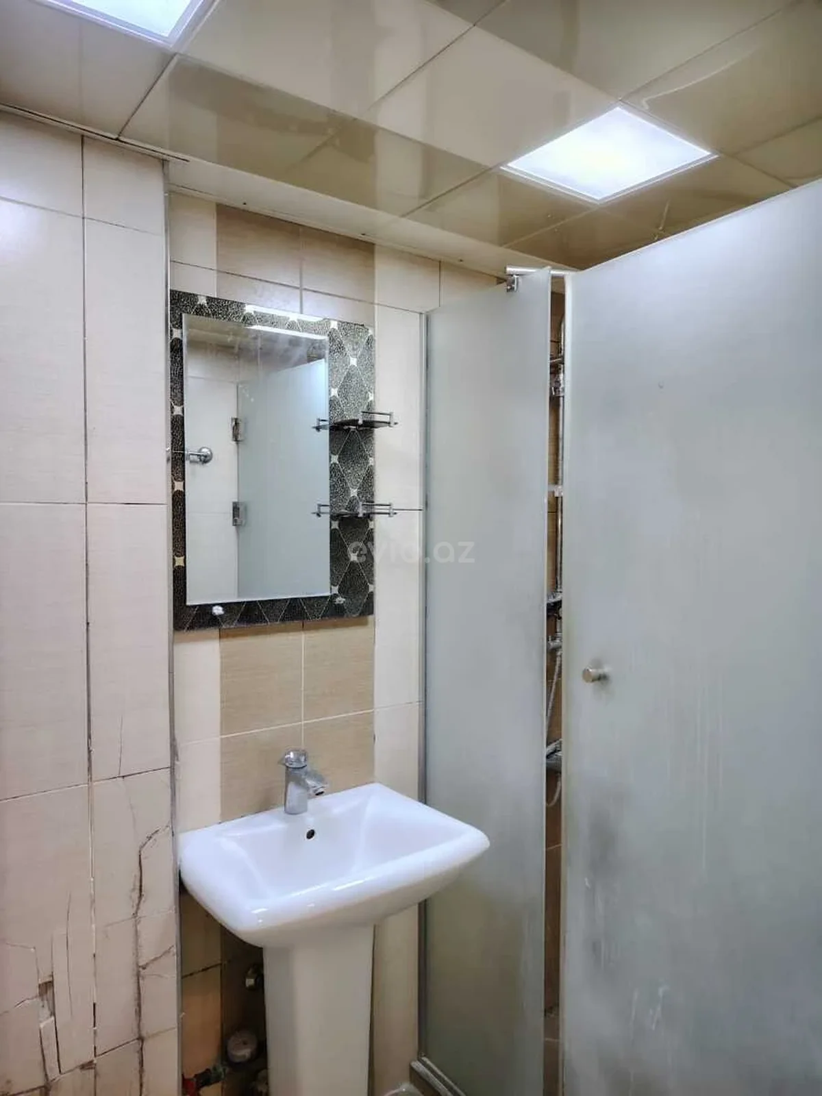 2 otaqlı orta təmirli mənzil satılır Yasamalda — Mənzil, Bakı (9)