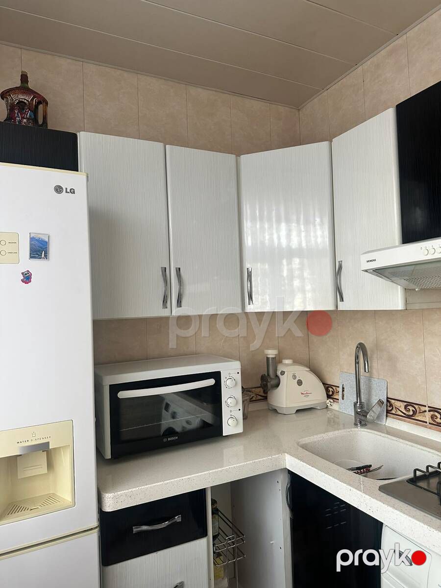 Satılır 2 otaqlı köhnə tikili 50 m² — Mənzil, Bakı (3)