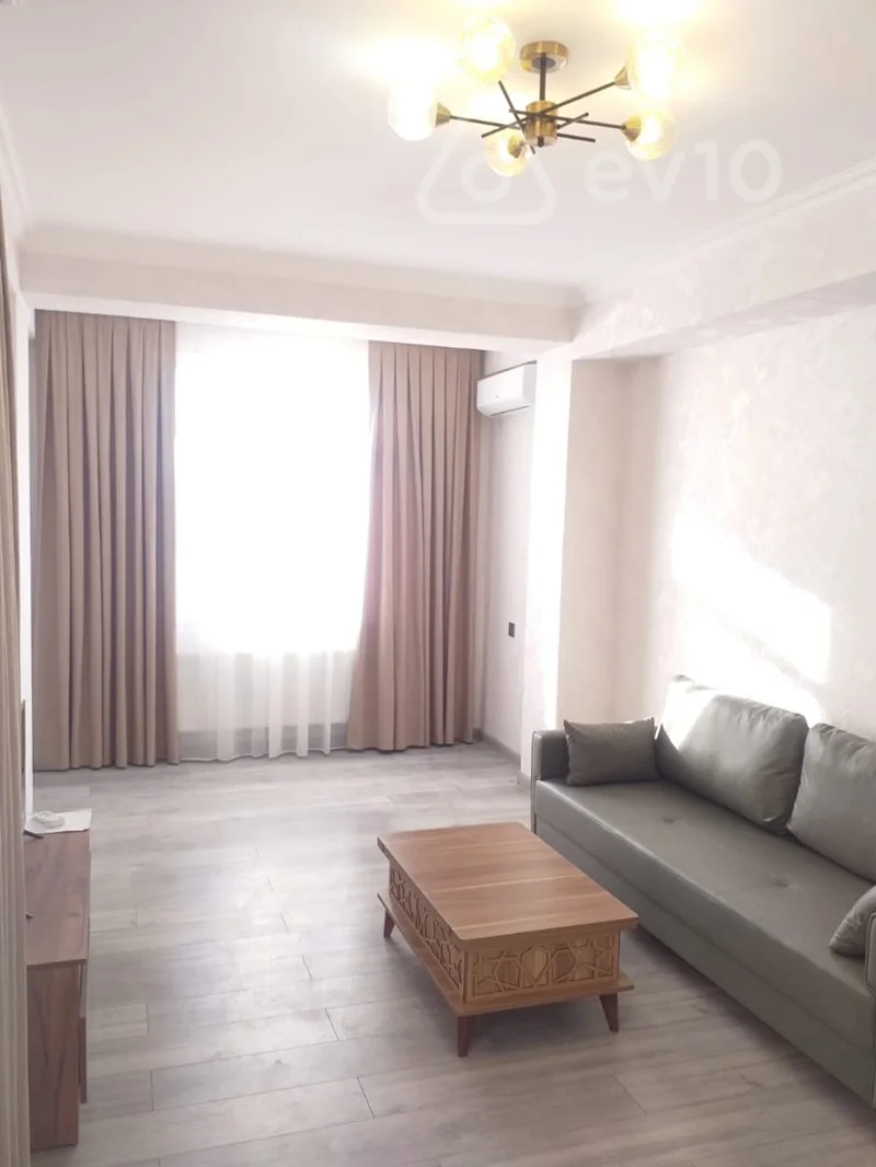 2 otaqlı mənzil, 90 m², Məhəmməd Xiyabani küçəsi. — kirayə — Bakı