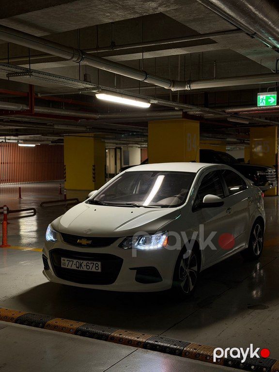 Chevrolet Sonic, 1.4 L, 2017 il, 150 000 km — Avtomobillər, Gəncə (2)