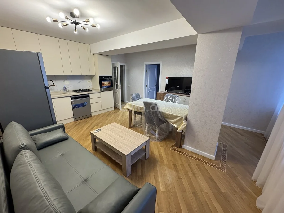 Kirayə 2 otaqlı mənzil 28 May metrosu yaxınlığında — Mənzil, Bakı (2)