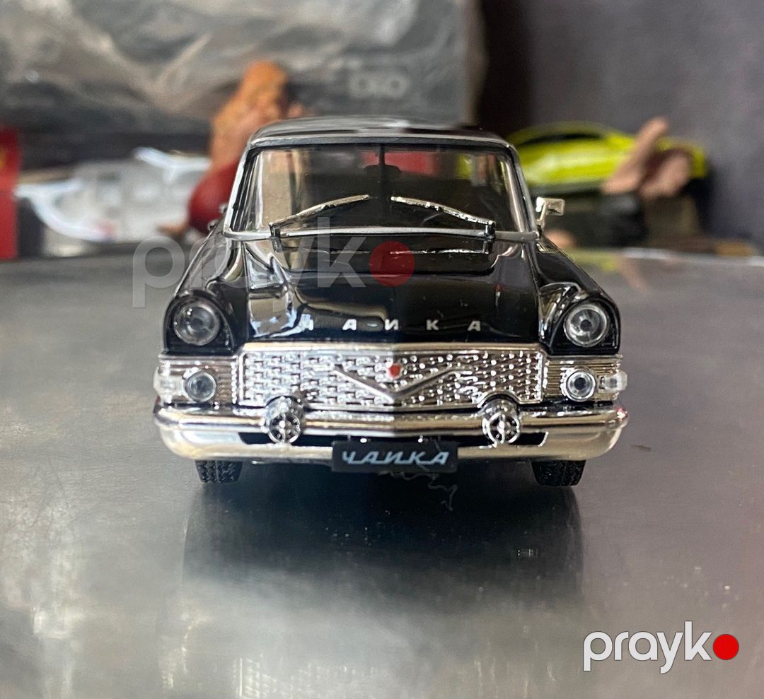 Коллекционная модель GAZ-13 Chayka black 1960 — Kolleksiyalar, Bakı (3)