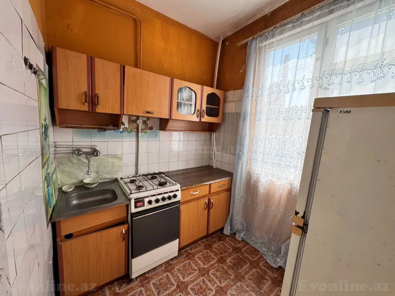 Satılır 1 otaqlı Mənzil Köhnə tikili 40 m² Bakı, Nəsimi r., 8 Noyabr m — Mənzil, Bakı (3)