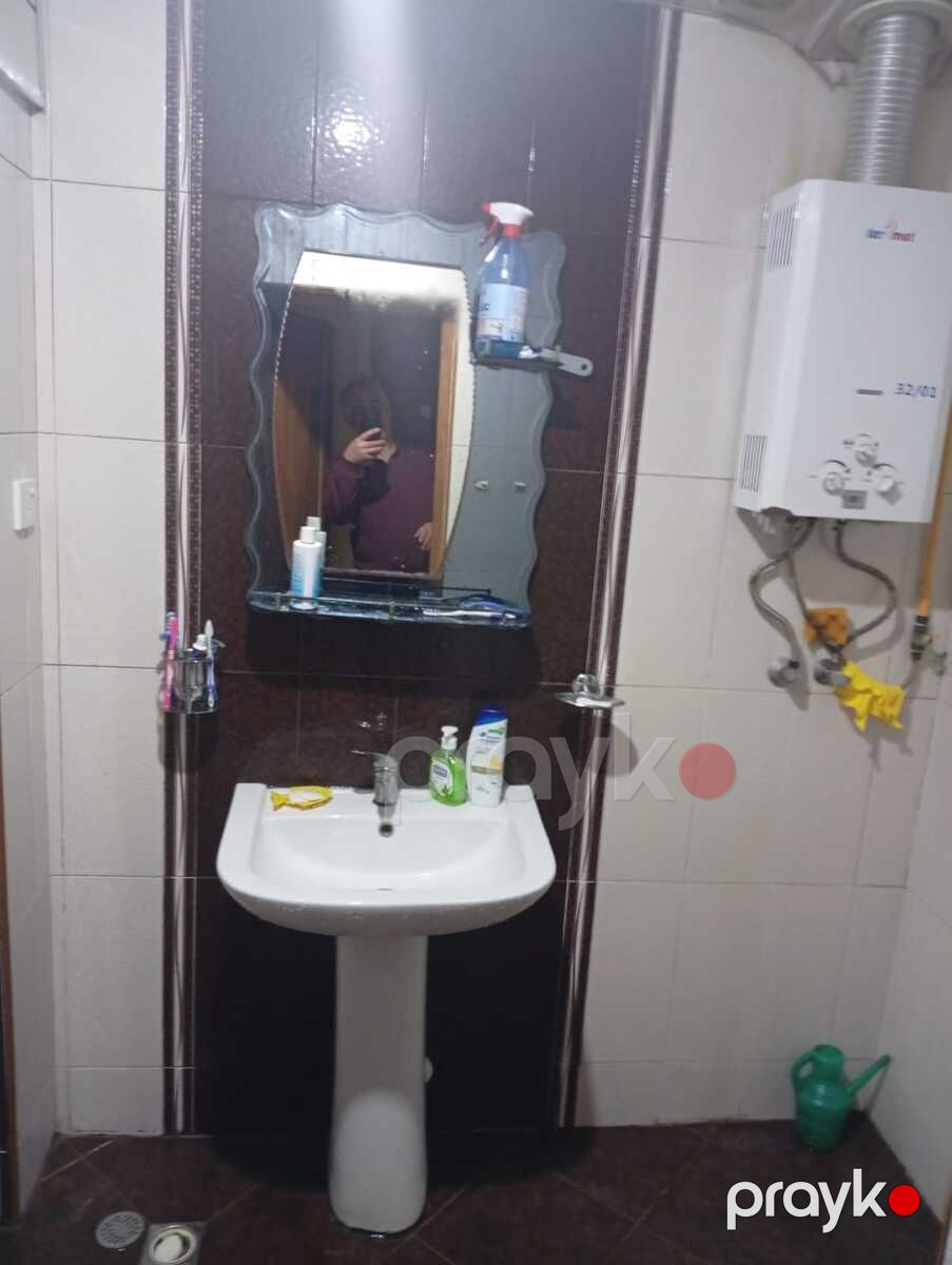 Satılır 2 otaqlı köhnə tikili 60 m² — Mənzil, Bakı (5)