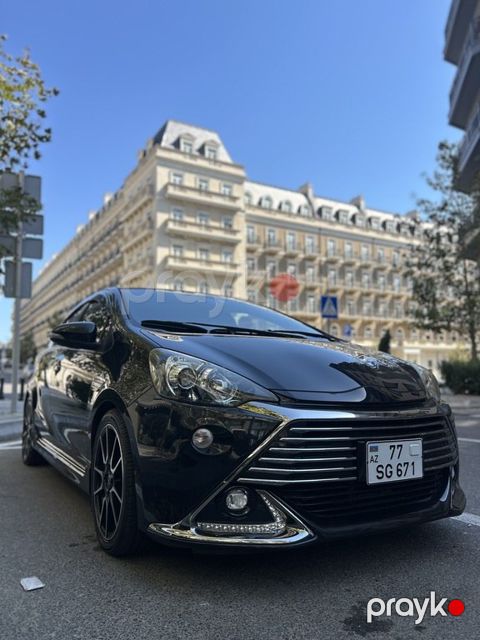 Toyota Aqua, 1.5 L, 0.9 kWh, 2016 il, 122 000 km — Bakı
