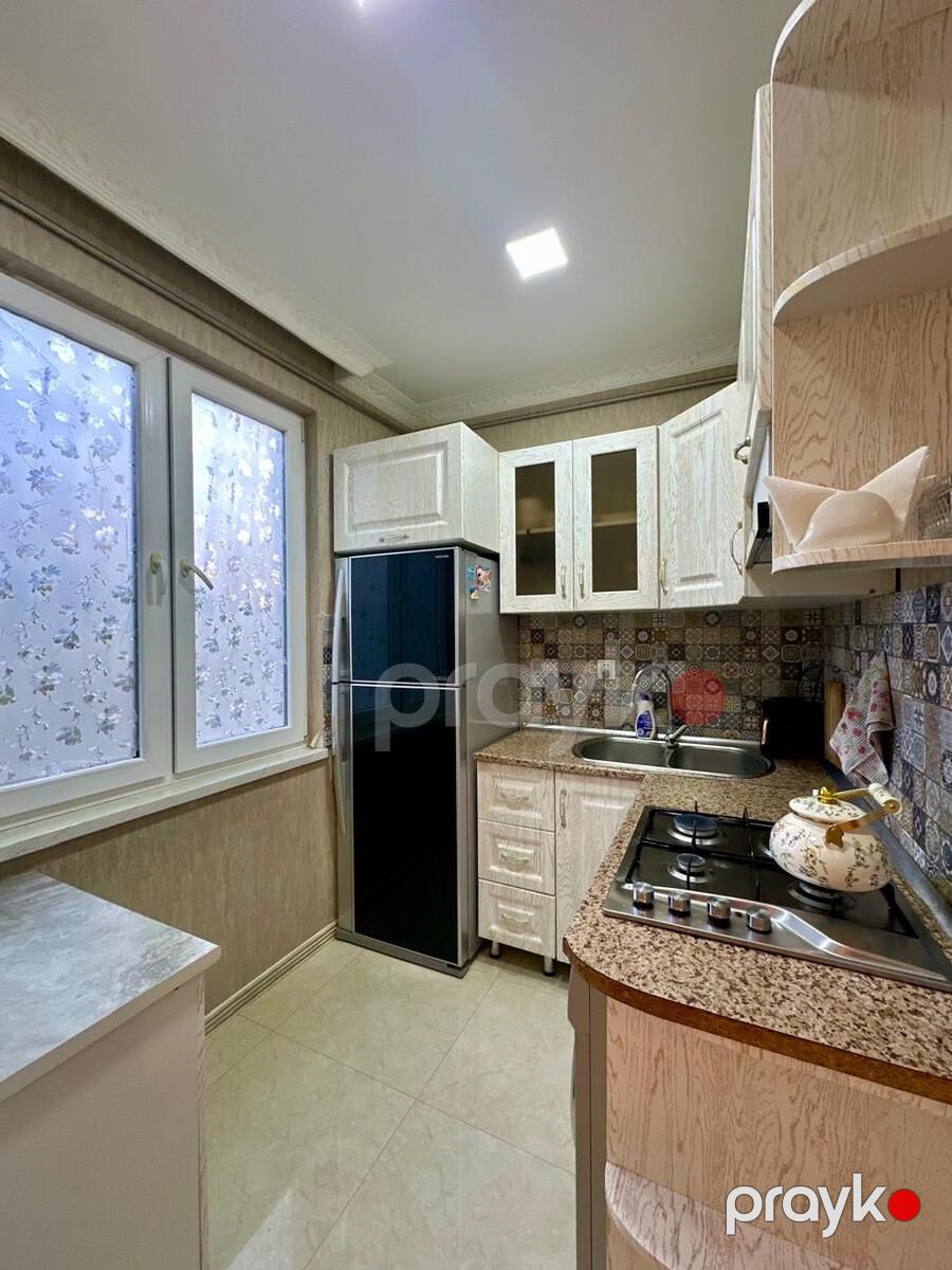 Satılır 2 otaqlı köhnə tikili 55 m² — Mənzil, Bakı (9)
