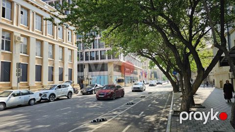 Satılır 1 otaqlı köhnə tikili 30 m² — Bakı