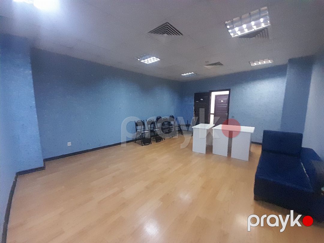 Ofis icarəyə verilir, 32 m², Əhməd Rəcəbli küç., Bakı — Ofis (12)