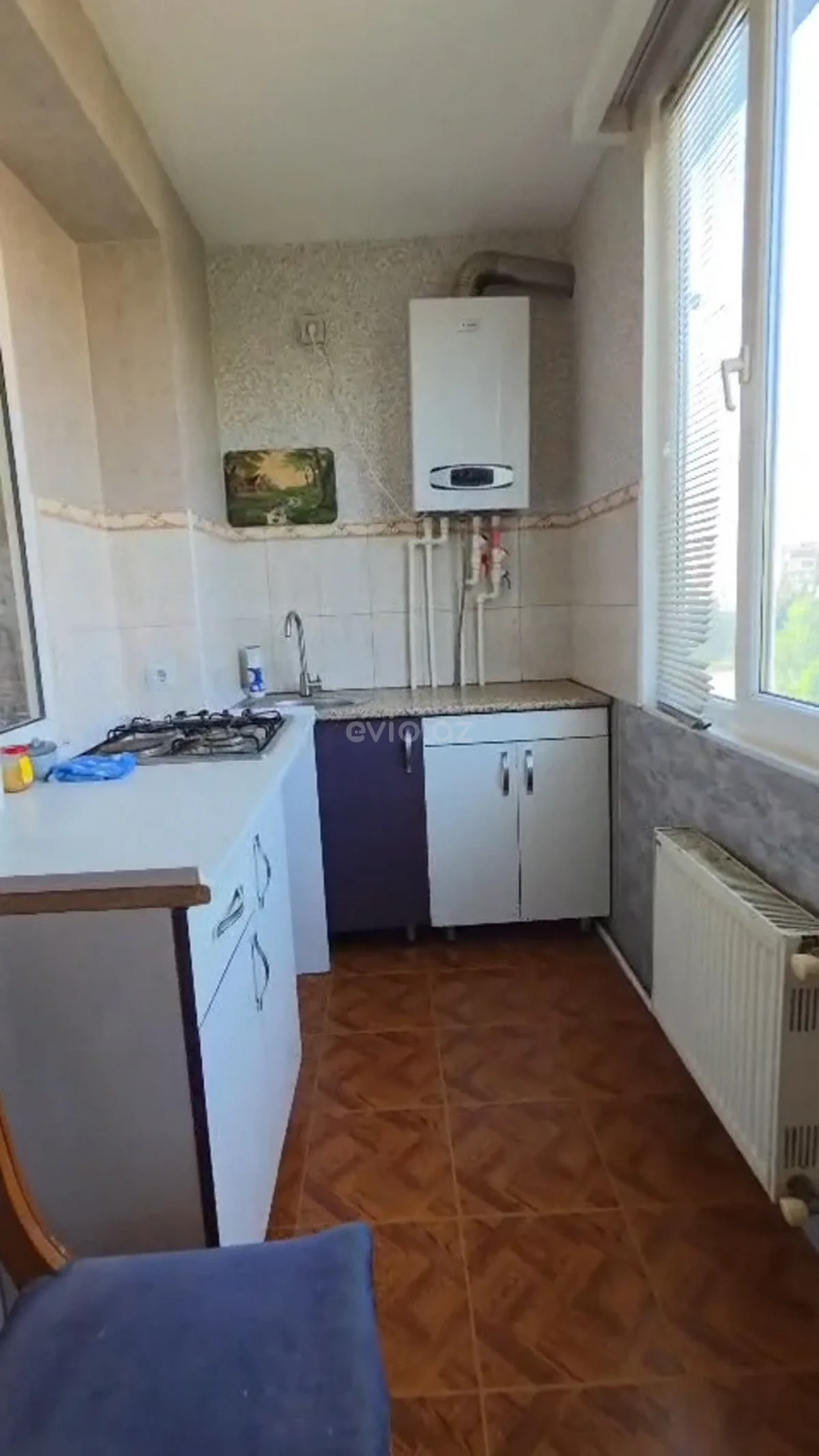 2 otaqlı orta təmirli mənzil satılır Bakıxanov qəsəbəsində — Mənzil, Bakı (7)