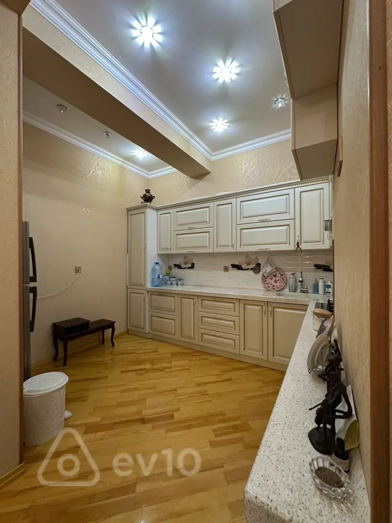 3 otaqlı mənzil, 105 m², Ə.V.Salamzadə küçəsi — Mənzil, Bakı (11)