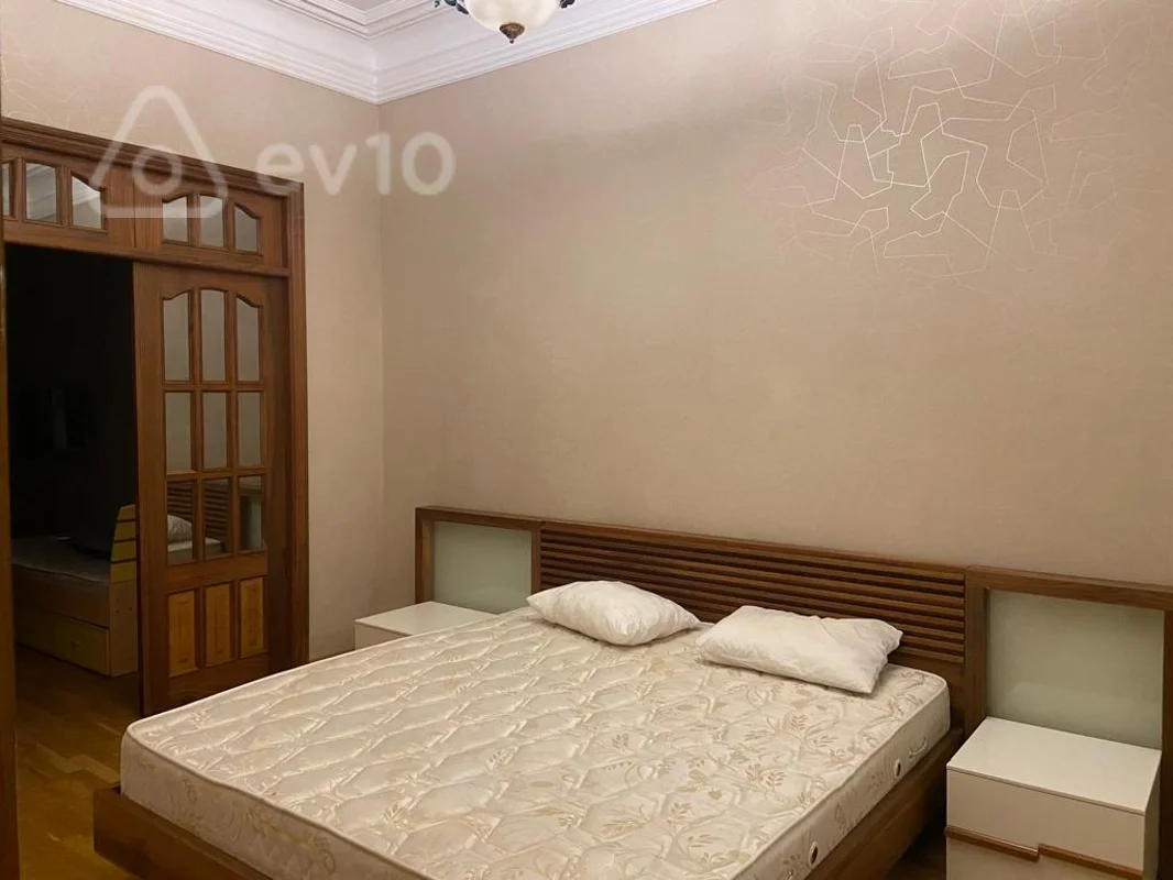 3 otaqlı mənzil, 100 m², Zərifə Əliyeva küçəsi — kirayə — Mənzil, Bakı (11)