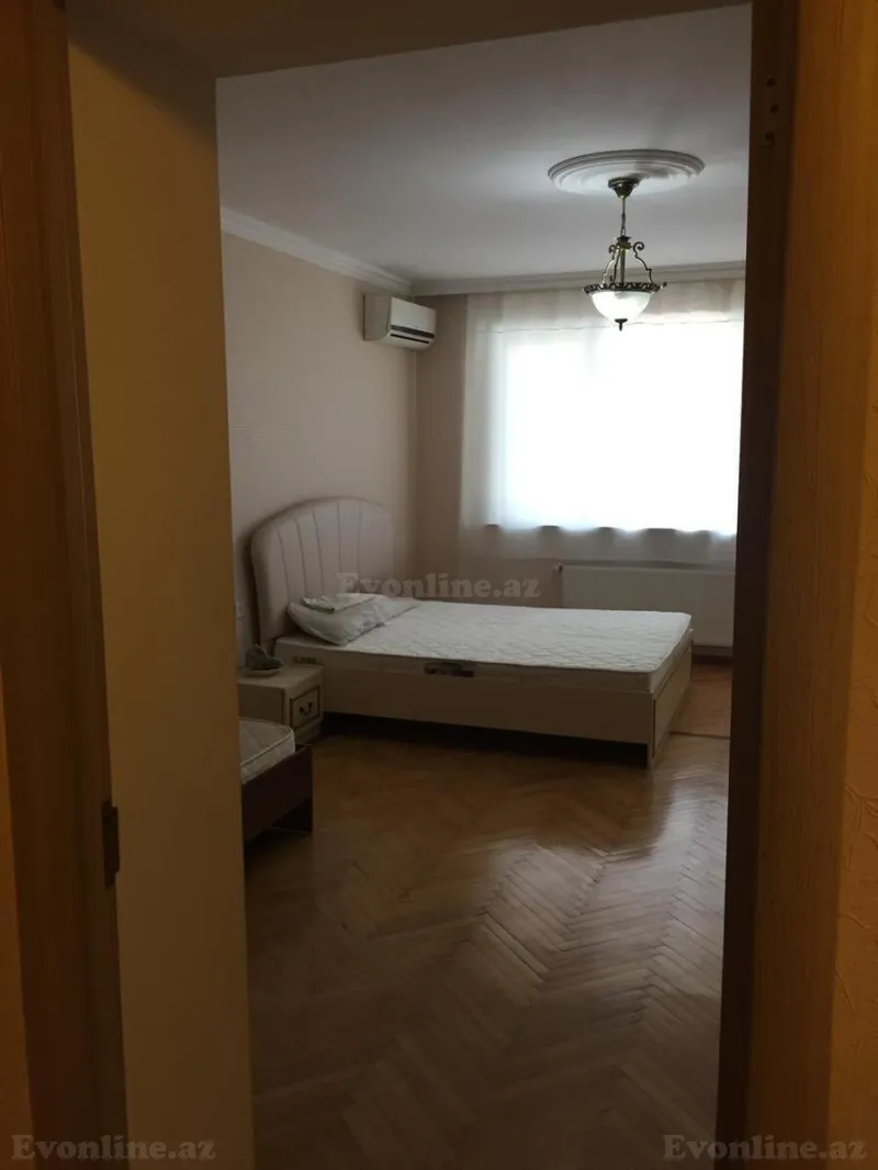 Satılır 2 otaqlı Mənzil Köhnə tikili 60 m² Bakı, Nərimanov r., Nəriman Nərimanov m — Mənzil, Bakı (5)