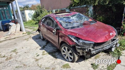 Hyundai Elantra, 1.6 L, 2012 il, 280 000 km — Xudat