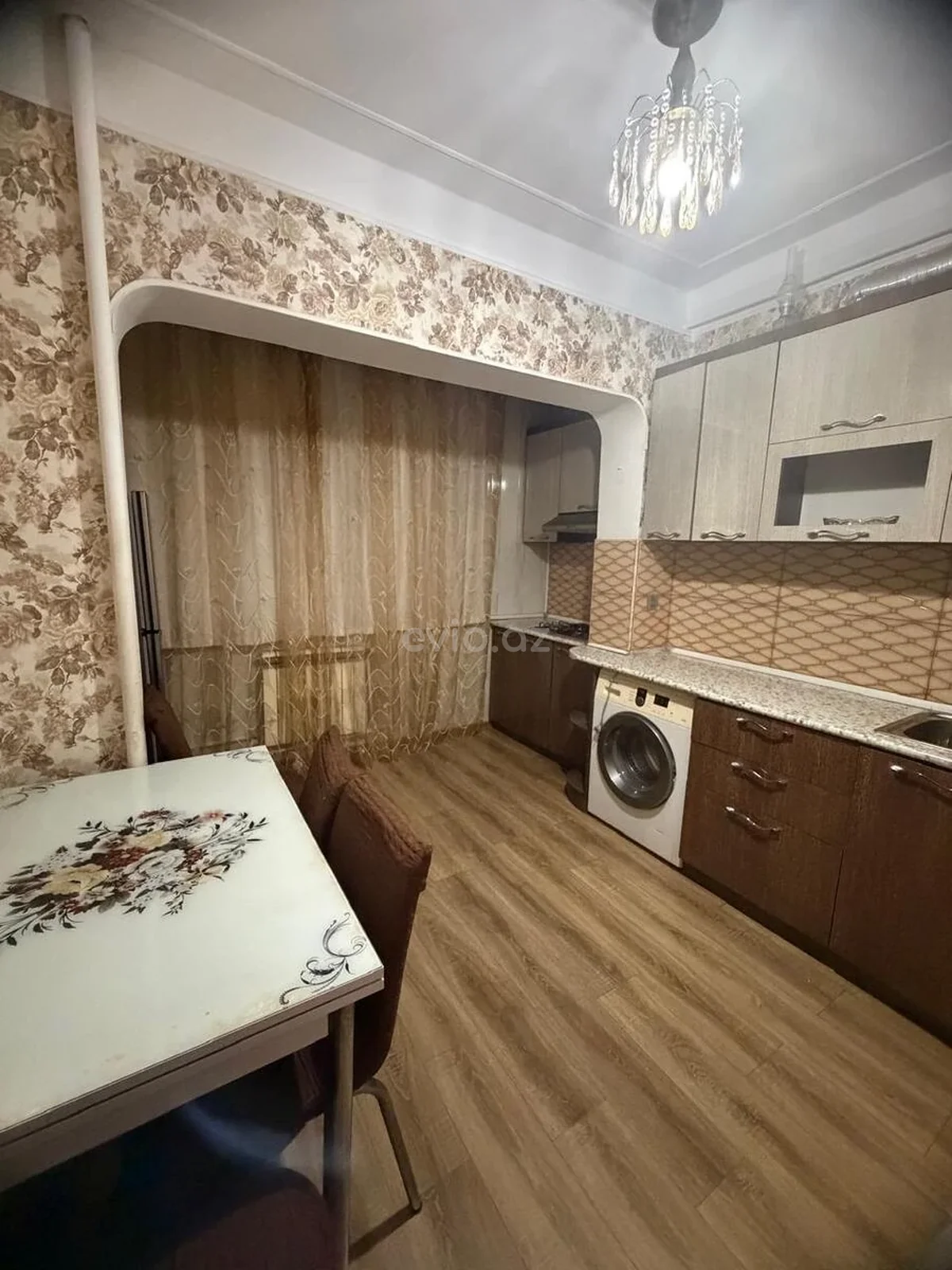 Kirayə 2 otaqlı mənzil Xalqlar Dostluğu metrosu yaxınlığında — Bakı