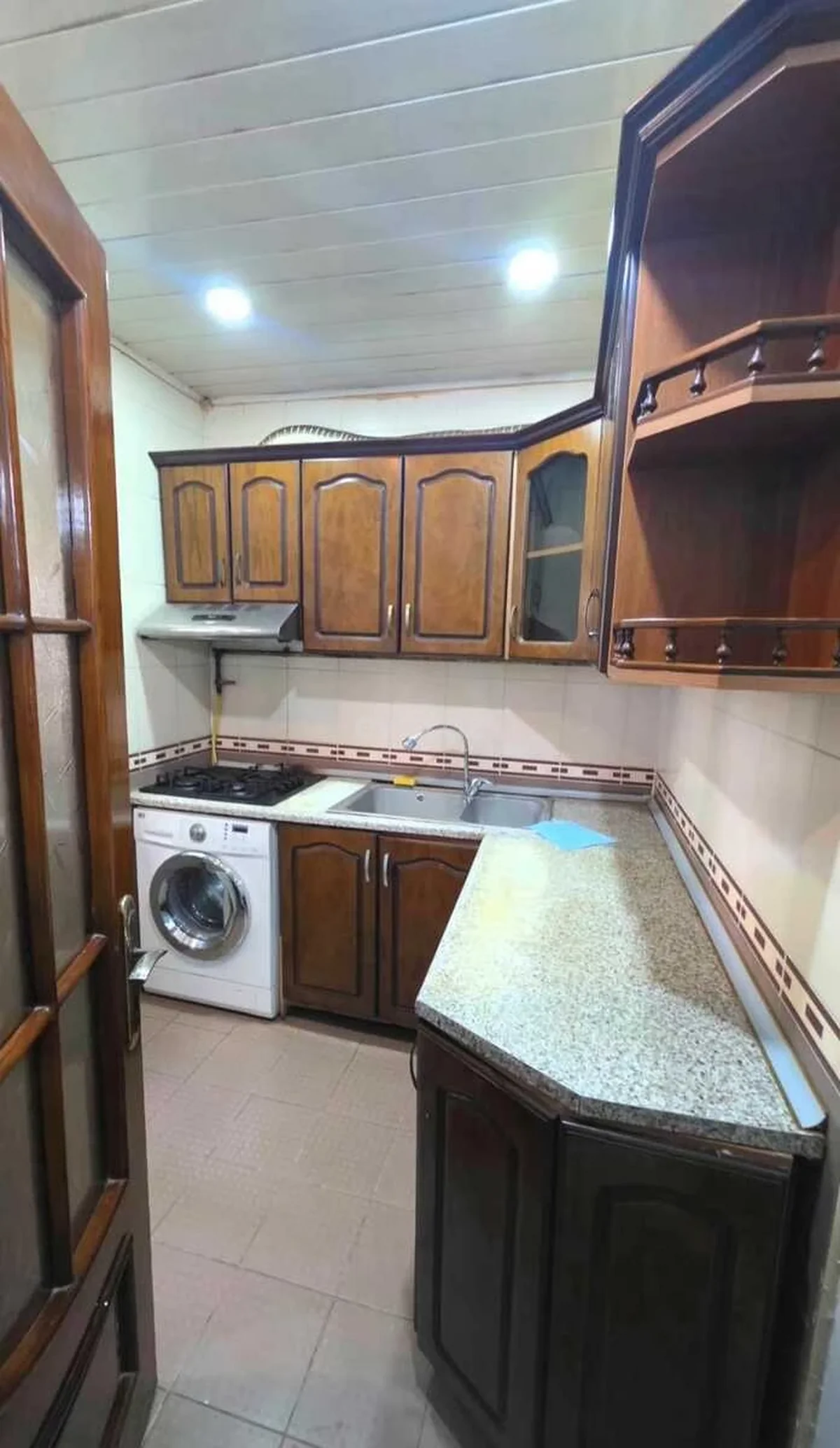 Kirayə 2 otaqlı mənzil 20 Yanvar metrosu yaxınlığında — Bakı