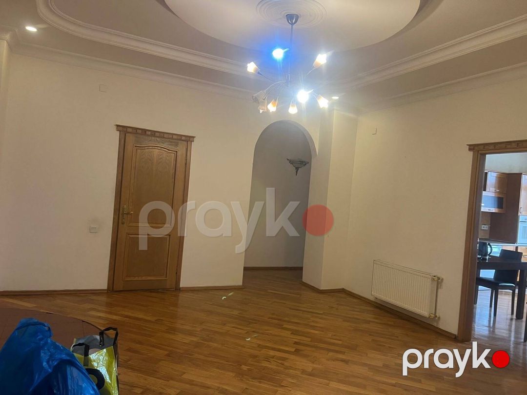 Satılır 4 otaqlı yeni tikili 210 m² — Mənzil, Bakı (9)