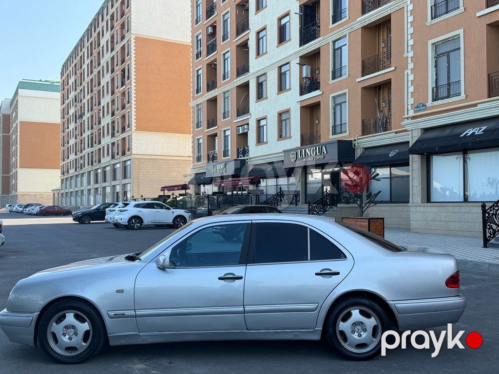 Mercedes E 320, 3.2 L, 1995 il, 254 321 km — Avtomobillər, Bakı (3)
