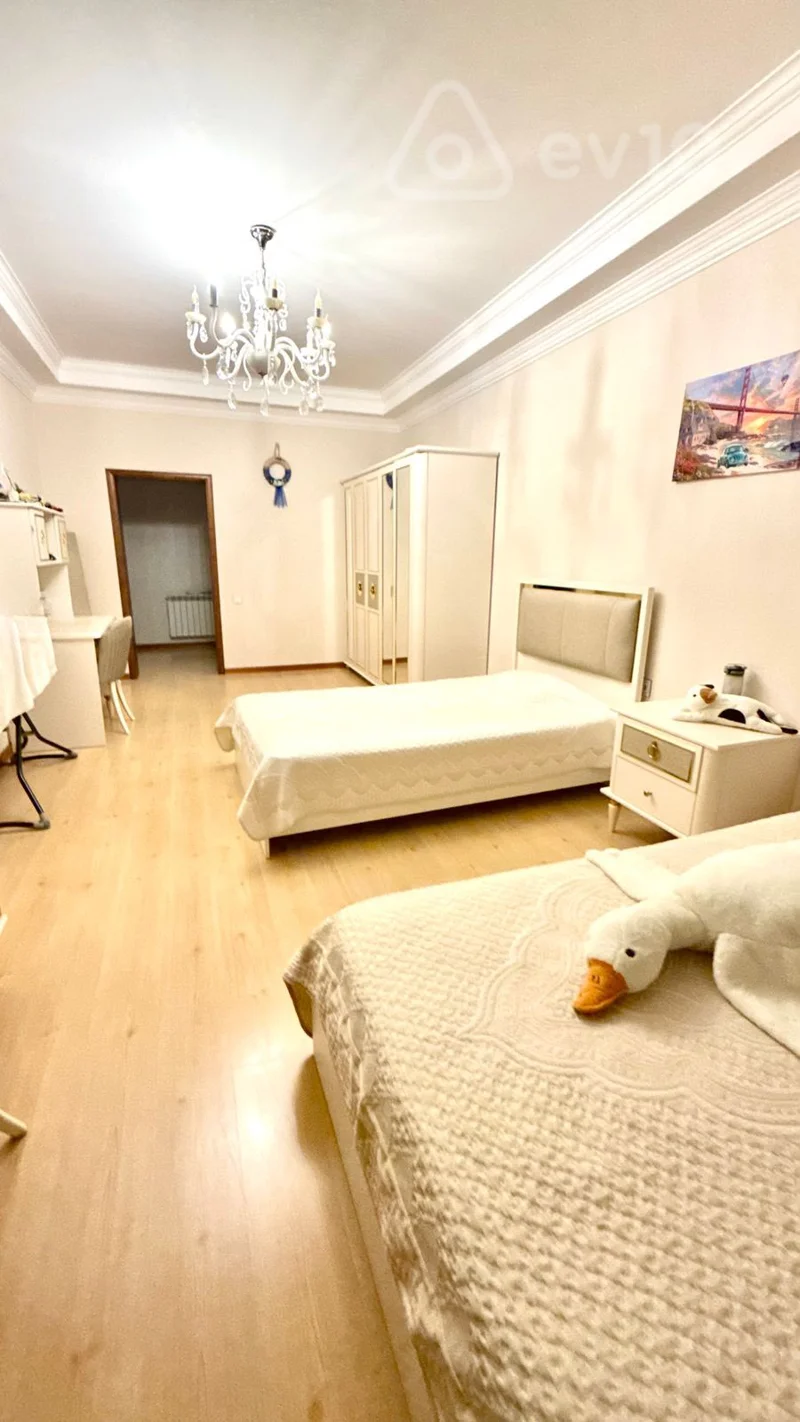 3 otaqlı mənzil, 185 m², Möhsün sənani — kirayə
