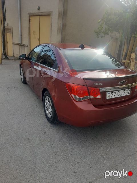 Chevrolet Cruze: 1.8 l 2012 il Sedan — Bakı