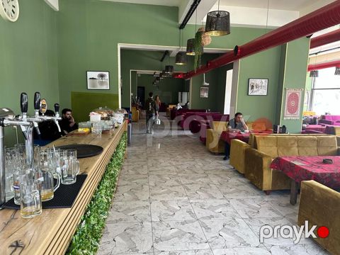 Satılır obyekt 323 m² — Bakı
