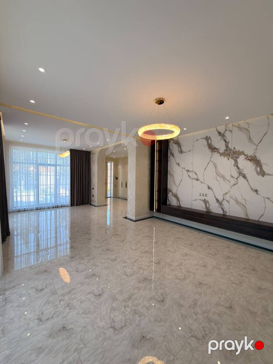 Satılır 5 otaqlı həyət evi/bağ evi 300 m² — Ev, villa, Bakı (12)