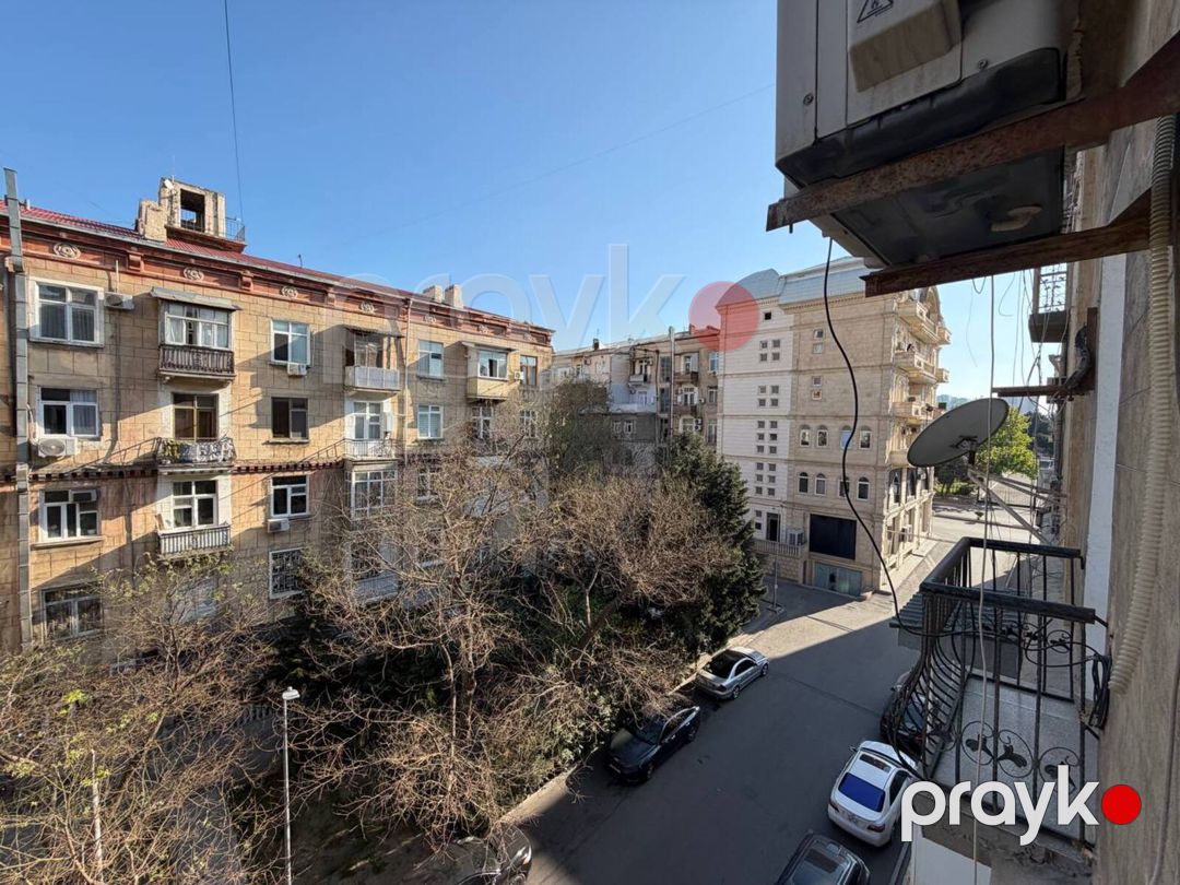 Satılır 3 otaqlı köhnə tikili 100 m² — Mənzil, Bakı (5)