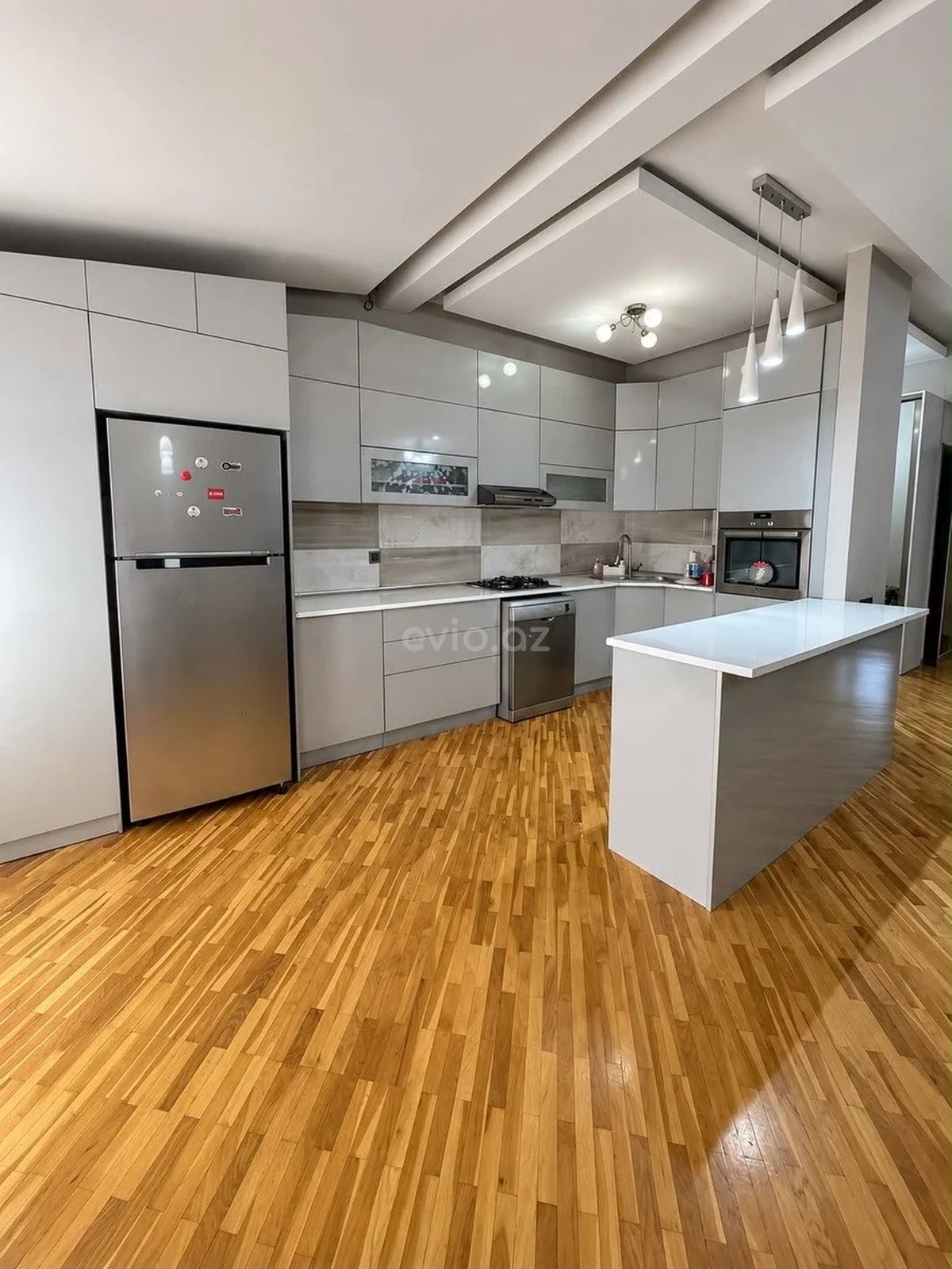 Kirayə 2 otaqlı mənzil Gənclik metrosu yaxınlığında — Mənzil, Bakı (11)