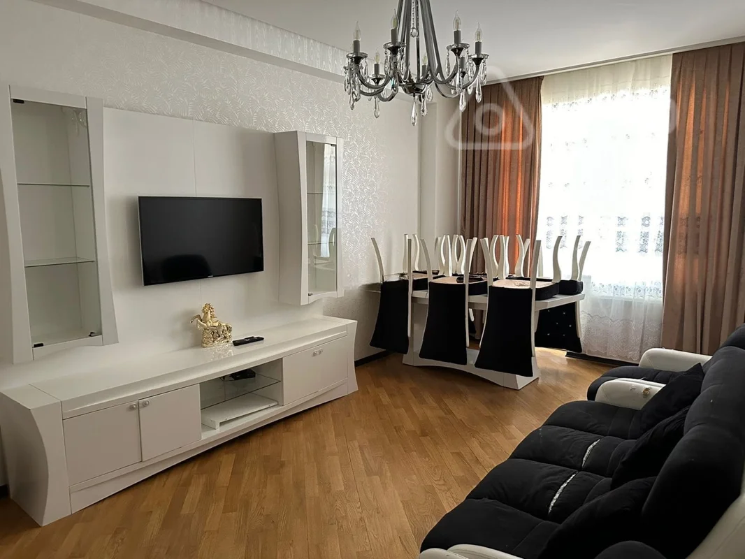 3 otaqlı mənzil, 900 m², Bakı, Məhəmməd Hadi küçəsi — Bakı