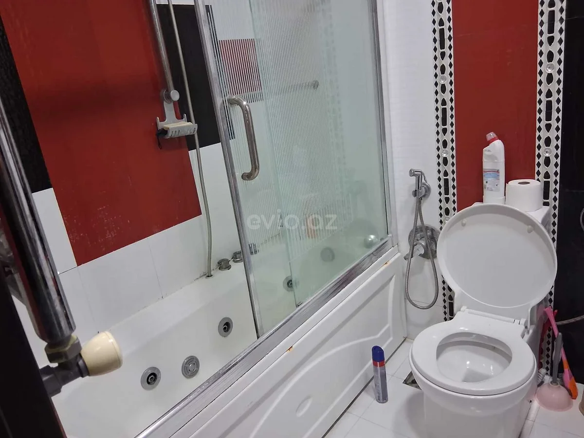 Kirayə 2 otaqlı mənzil Azadlıq prospekti metrosu yaxınlığında — Mənzil, Bakı (9)