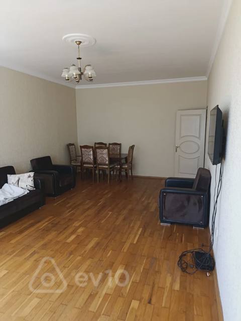 2 otaqlı mənzil, 95 m², Abbasqulu Abbaszadə küçəsi — kirayə — Bakı