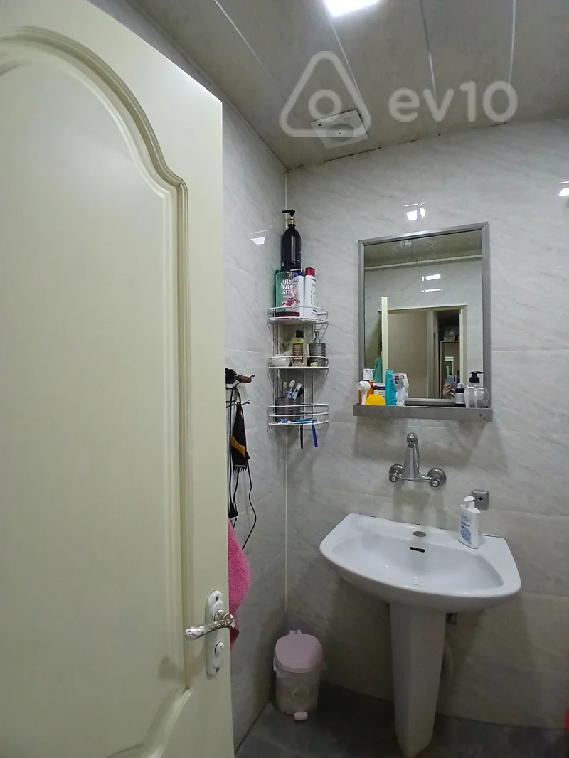 2 otaqlı mənzil, 70 m², Parlament prospekti — Mənzil, Bakı (11)