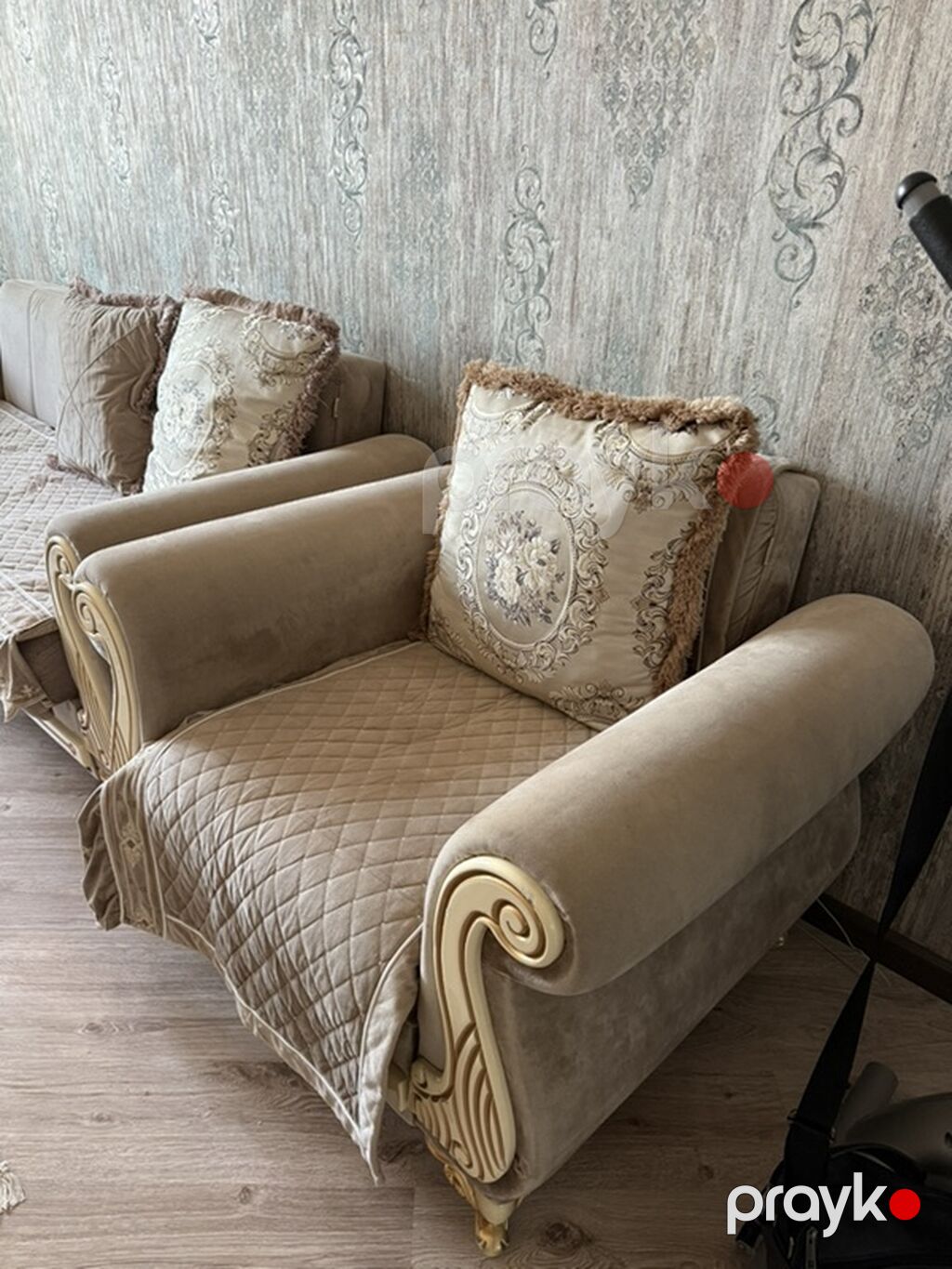 İşlənmiş, Klassik divan, Divan, Bazalı, Açılan — Yumşaq mobilya dəstləri, Masazır (3)