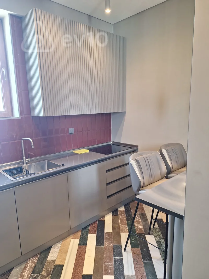 3 otaqlı mənzil, 105 m², Təbriz küçəsi — kirayə — Mənzil, Bakı (10)
