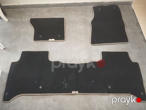 Range Rover ayaqaltı rezini