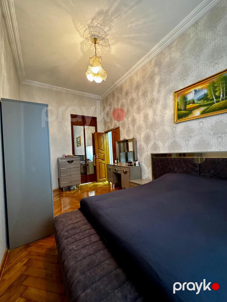 Satılır 3 otaqlı köhnə tikili 130.7 m² — Mənzil, Bakı (11)