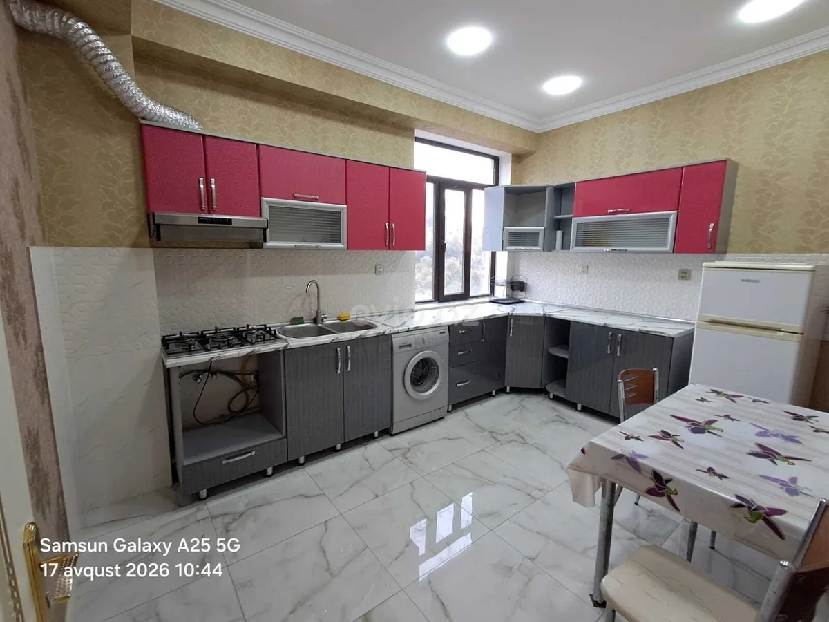 Kirayə 2 otaqlı mənzil Bakıxanov qəsəbəsində — Bakı