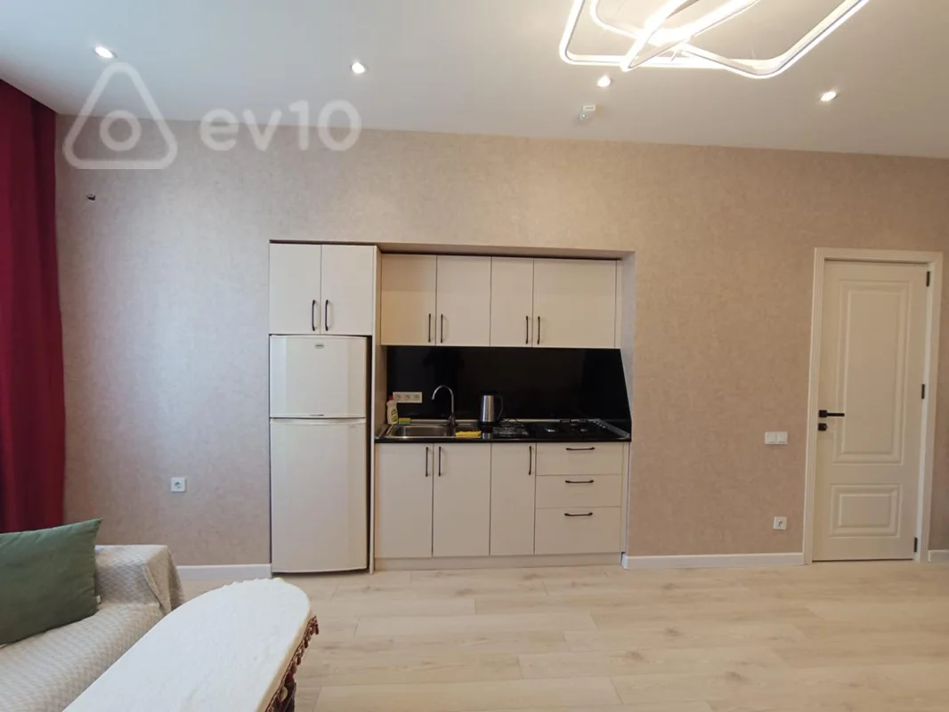 3 otaqlı mənzil, 79 m², Hüseyn Cavid prospekti — kirayə — Mənzil, Bakı (10)