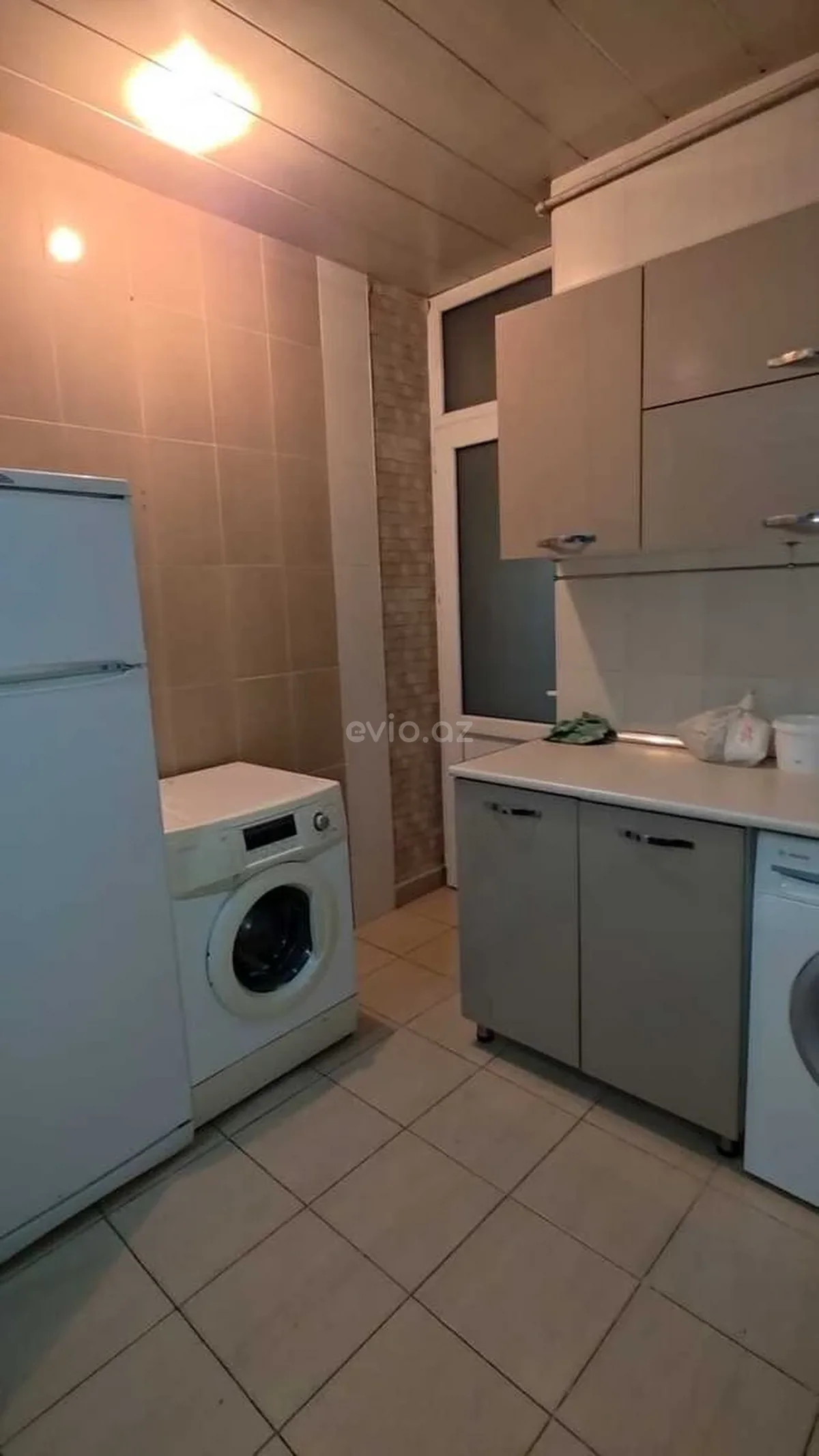 Kirayə 2 otaqlı mənzil 20 Yanvar metrosu yaxınlığında — Mənzil, Bakı (2)
