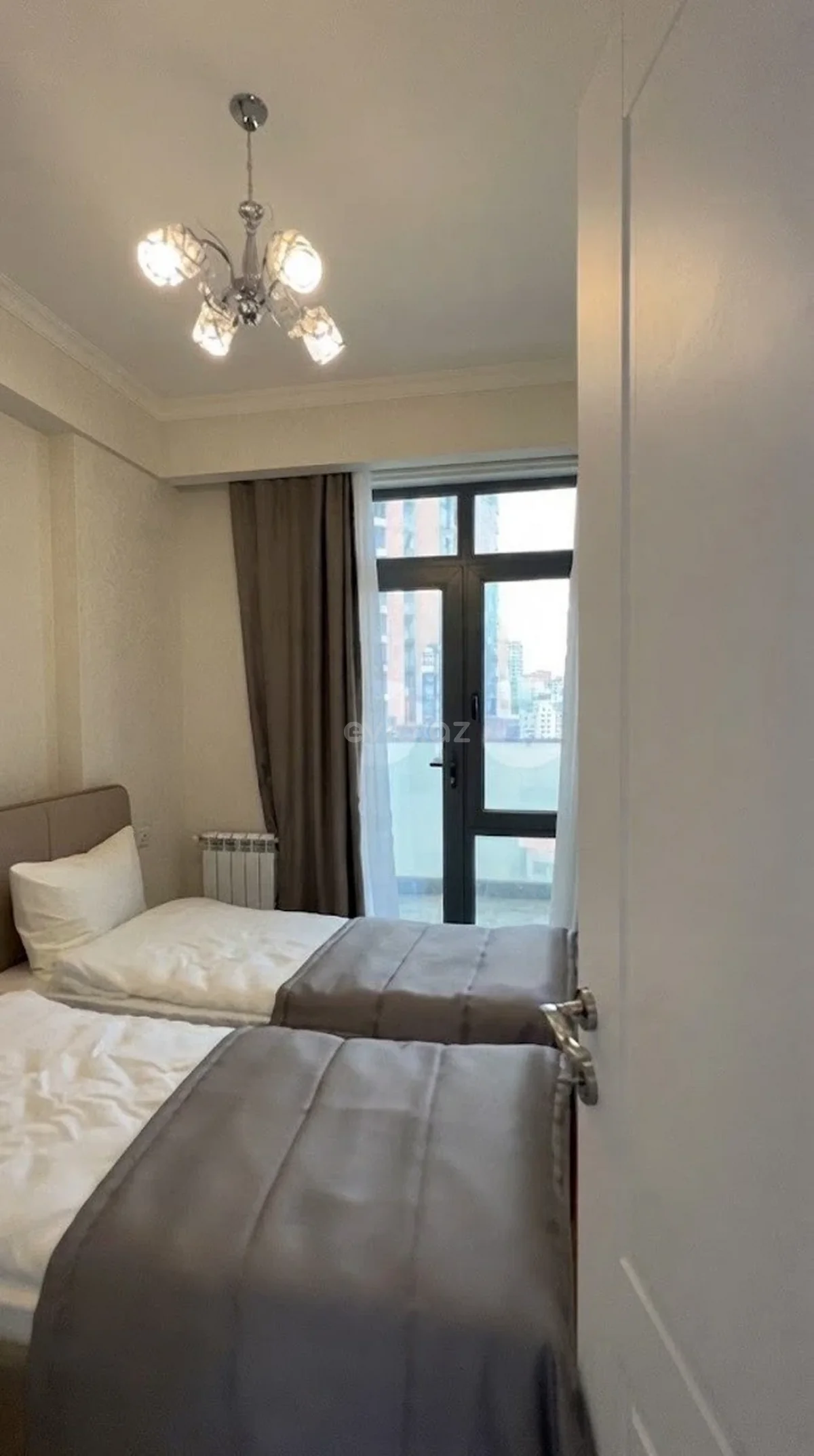 Kirayə 2 otaqlı mənzil Yeni Yasamal qəsəbəsində — Bakı