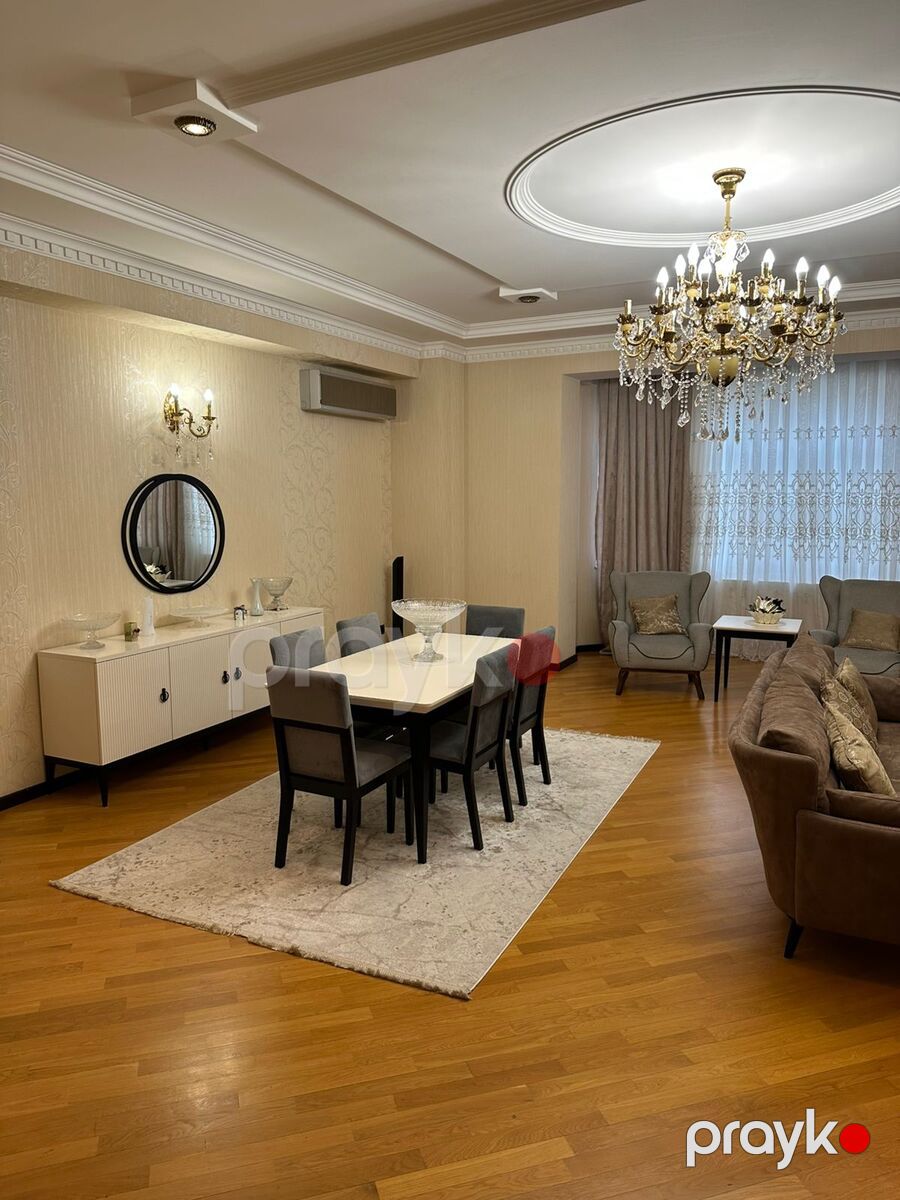 Satılır 4 otaqlı yeni tikili 200 m² — Mənzil, Bakı (3)
