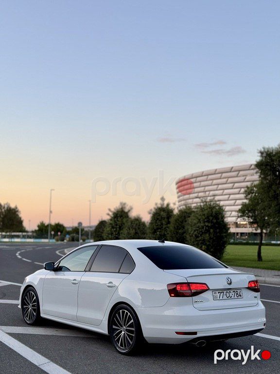 Volkswagen Jetta, 1.8 L, 2016 il, 136 800 km — Avtomobillər, Bakı (4)