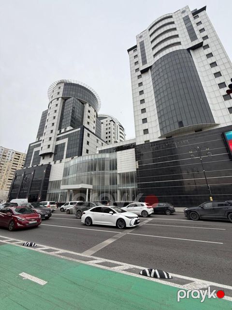 İcarəyə verilir 4 otaqlı yeni tikili 245 m²