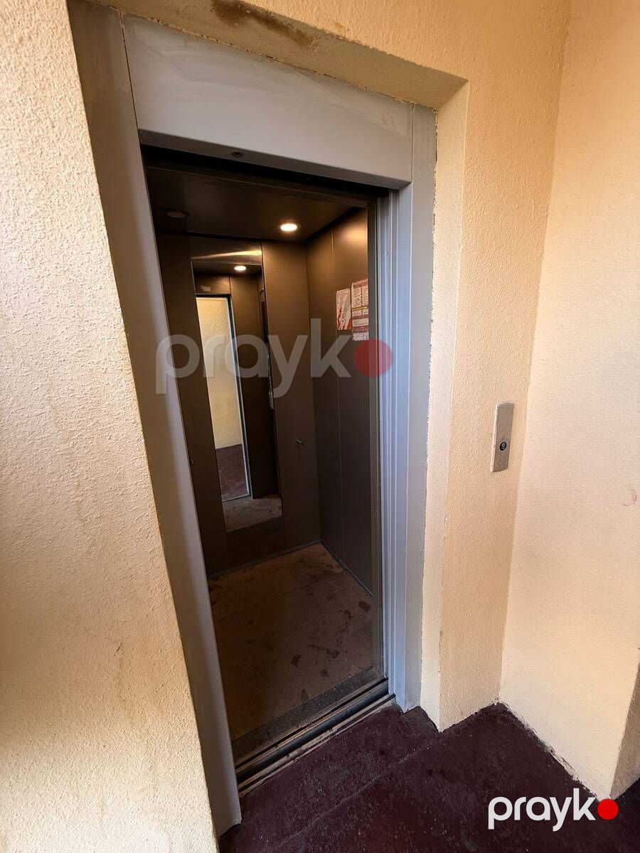 Satılır 2 otaqlı köhnə tikili 65 m² — Mənzil, Bakı (3)