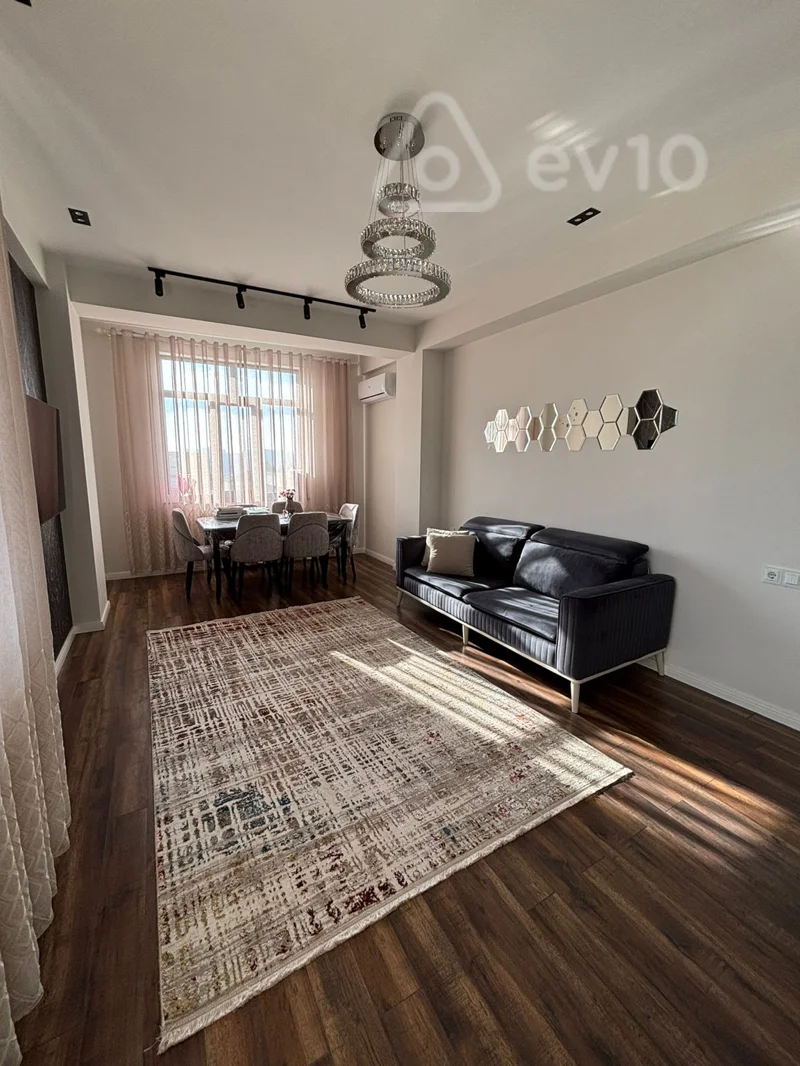 3 otaqlı mənzil, 110 m², Səttar Bəhlulzadə küçəsi — Bakı