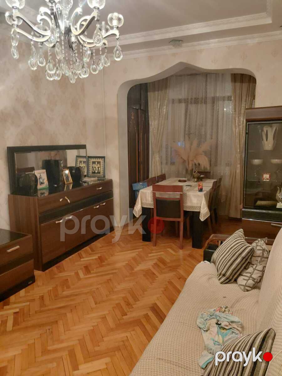 Satılır 4 otaqlı köhnə tikili 140 m² — Mənzil, Bakı (2)