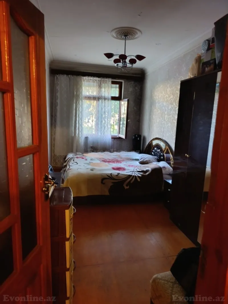 Satılır 2 otaqlı Mənzil Köhnə tikili 55 m² Bakı, Nəsimi r., Memar Əcəmi m., 4-cü mikrorayon — Mənzil, Bakı (4)