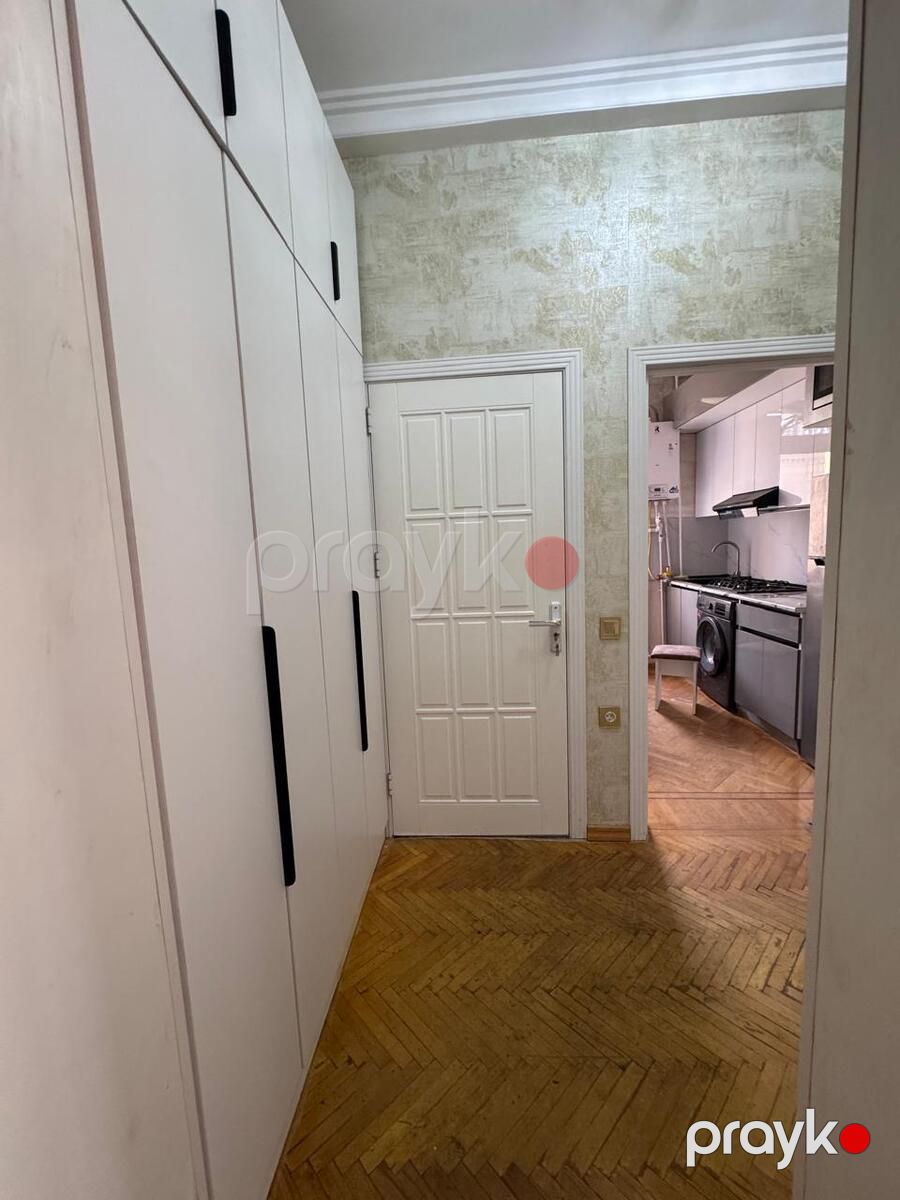 Satılır 2 otaqlı köhnə tikili 45 m² — Mənzil, Bakı (9)