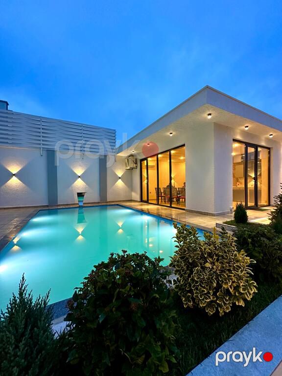 Satılır 5 otaqlı həyət evi/bağ evi 300 m² — Ev, villa, Bakı (8)