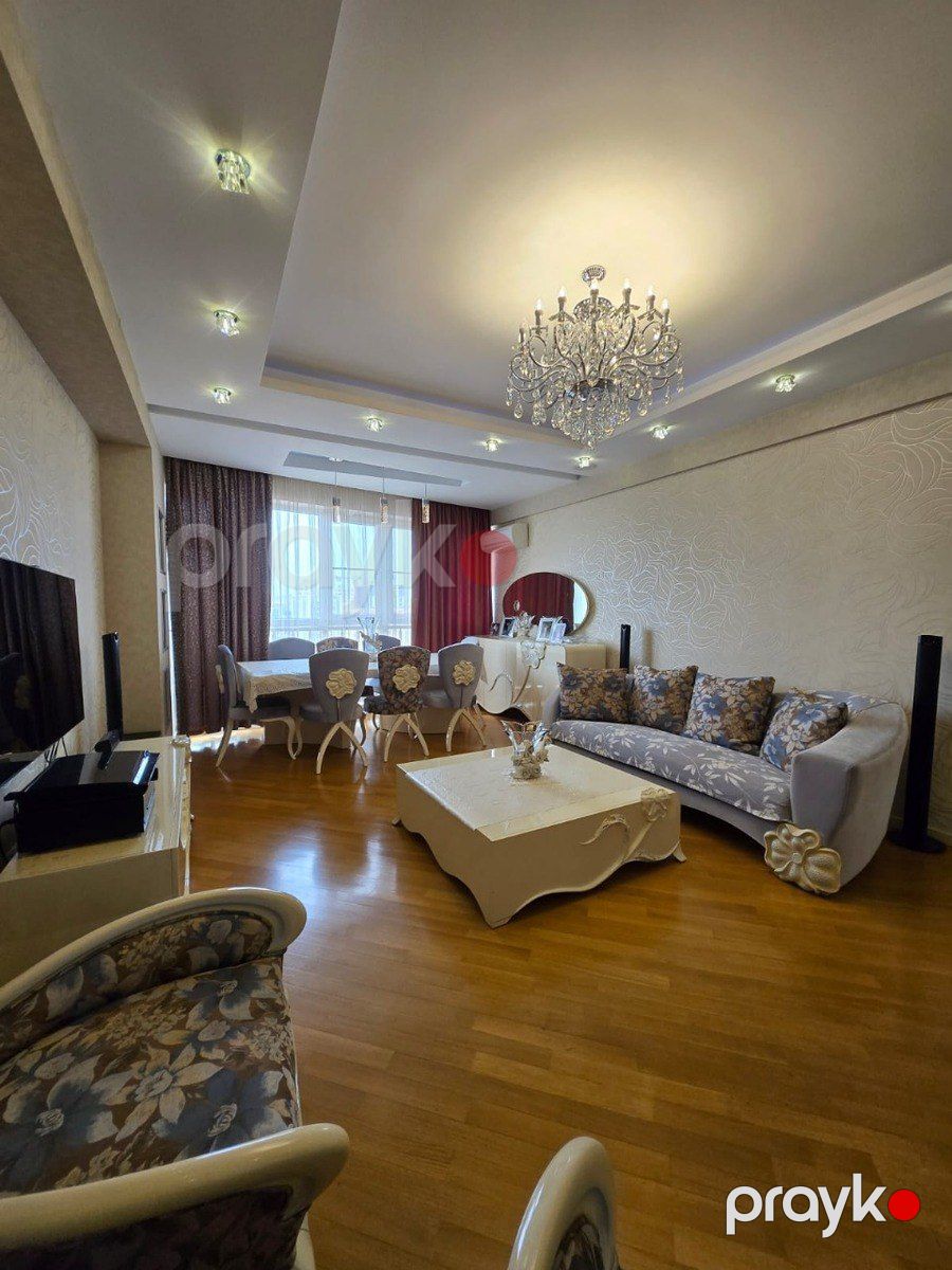 Satılır 4 otaqlı yeni tikili 211 m² — Mənzil, Bakı (4)